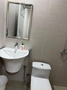 Business&Leisure ModernApartment in Central Khobar with smart entry