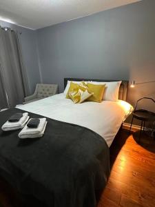 Two bedroom flat close to meadows with free parking by parking permit