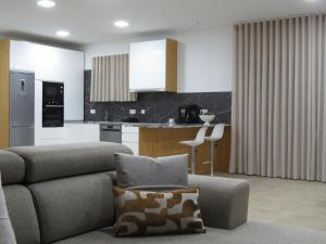 Manecas House Creative