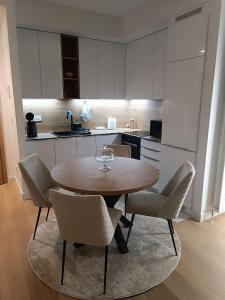 The Queen at Parkside