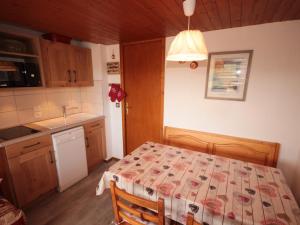 Petit 2 pièces cabine, ensoleillé, 45 couchages - FR-1-293-140