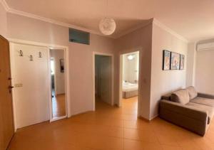 Jico Travel - Ornela Apartment