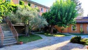 Le Barry - 3hvězdičkové hotely ve městě Tulette