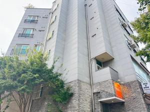 Joy Stay 상수역3분 한강3분 홍대5분 조용,깨끗한 감성 투룸