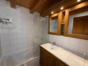 Appartement T3 Les Saisies, 6 pers, balcon, 2 sdb, casier à skis - FR-1-293-225