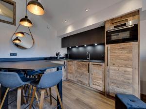 Charmant appartement rénové au centre avec balcon et WIFI - FR-1-567-93