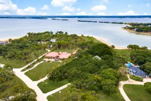 Waterfront Luxury Living with 4-BR Pool and Views