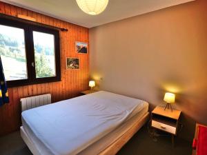 Appartement confortable 40m² pour 6 pers. proche pistes de ski, grande terrasse - FR-1-458-93