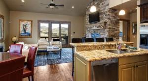 Deer Valley Lakeside Ski House Sleeps 16