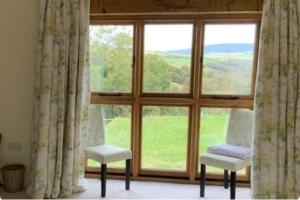 1 Bed Cottage - Sleeps 2 Parking Wifi