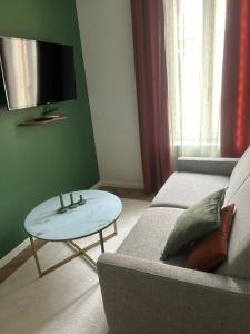 MOON 26 - Appartement Nice 6P