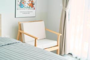 Hanique Cafe and Stay