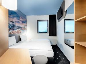 B&B Hotel Amsterdam-Zaandam - 3-star hotels in Zaandam