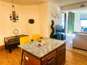 3BR King Bed Chamber Apartment at The Grand Castle