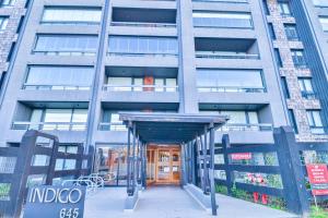 HOM I 1D1B Piscina y Parking cerca a la Costanera