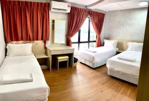 Marina Court Duplex Penthouse - by Promenade Service Apartments