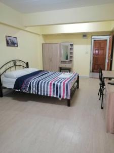 KT MANSION Victory Monument