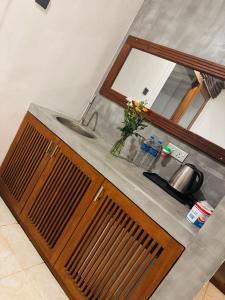 Brinkhouse Guesthouse , Unawatuna beach