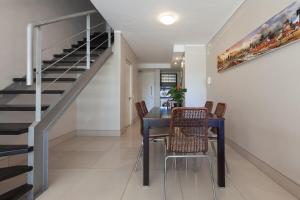 Adderley Terrace J10 by CTHA