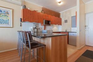 Leisure Bay 306 by CTHA