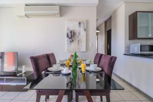 Manhattan Towers 506 by CTHA