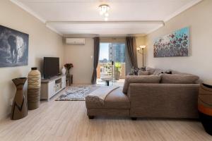 Mont Serat 58 by CTHA