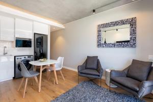 The Docklands 509 by CTHA