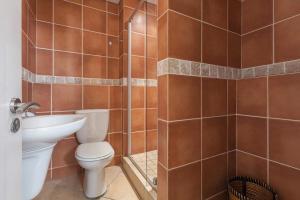 Seaside Village B24 by CTHA