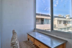 Sea Point Serenity by CTHA