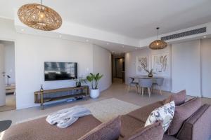 Rockwell 613 by CTHA