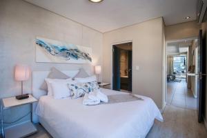 The Decks 1206 by CTHA