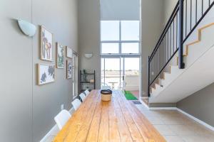 Villa Italia 933 by CTHA