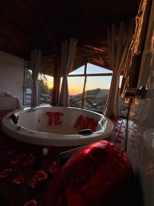 Pousada da Cachoeira - Chalé pôr do sol