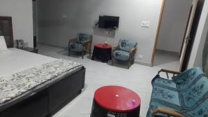 AAAC HoME STAY