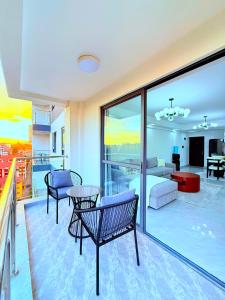 Spacious 2BR in Westlands With Pool, Gym and Rooftop views & Free breakfast