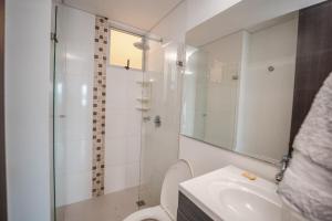 Rodadero Gaira - Apto con piscina a 2 cuadras de la playa