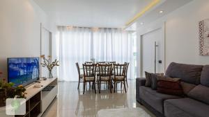 Cobertura Duplex, 2 Hidros, 5 Quartos, 300m do Mar