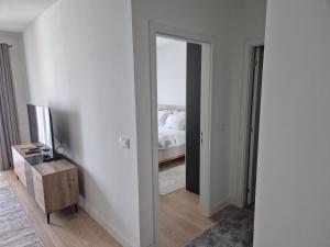 BJ Waterfront Apartment