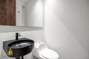 Morph 201 - High ceilings & modern aptBBQ