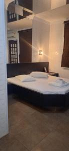 Max Motel