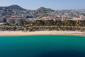 Hacienda Beach Club, 5-Star, Beachfront, Sleeps 10