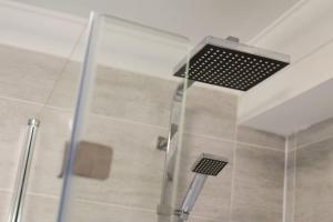 Bloomfield Haven - 2 BR wGarden - North End