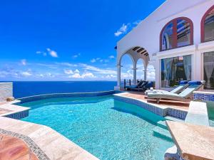 Villa Leones Breathtaking Views and Authentic Charm