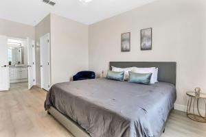 Big Condo 3 bedrooms, Pool