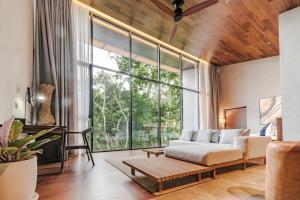 Piece Lio from Japan Managed by H Hospitality Group