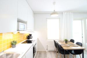 Convenient Apartment for 4 with Sauna