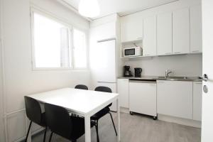 Central and Spacious Apartment for 3