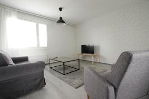 Central and Spacious Apartment for 3