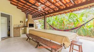 Casa ampla em Itamambuca a 280 metros do mar