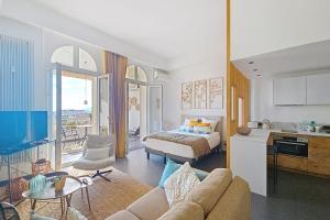 HENRI CAMILLE AGENCY - Gallia - Huge studio w big terrace downtown